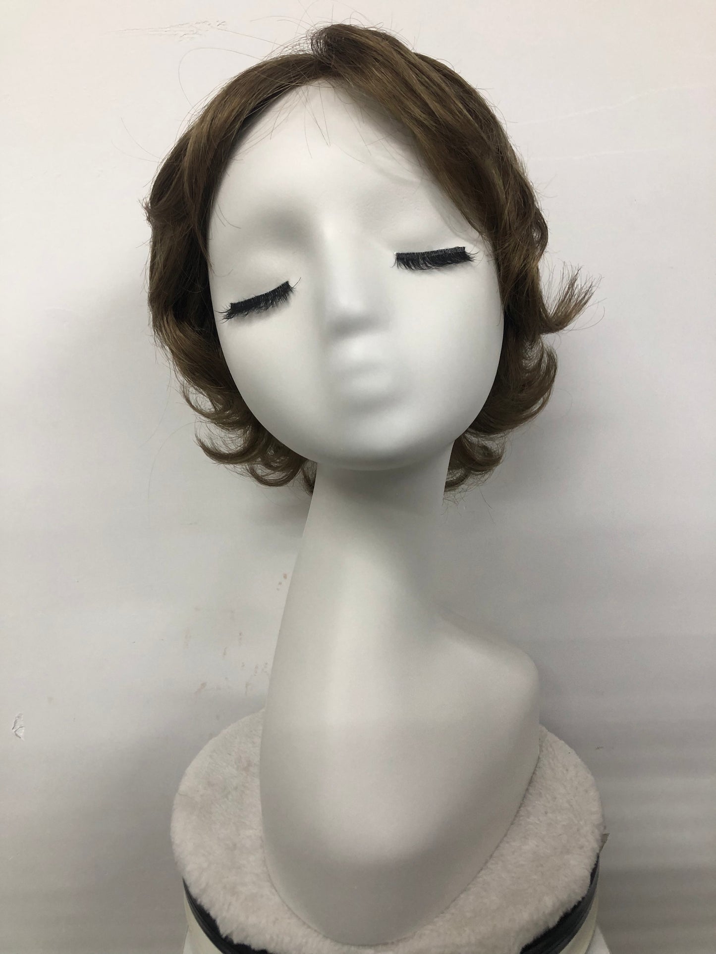 Lace Front Handmade Short Wavy Synthetic Wig for Women