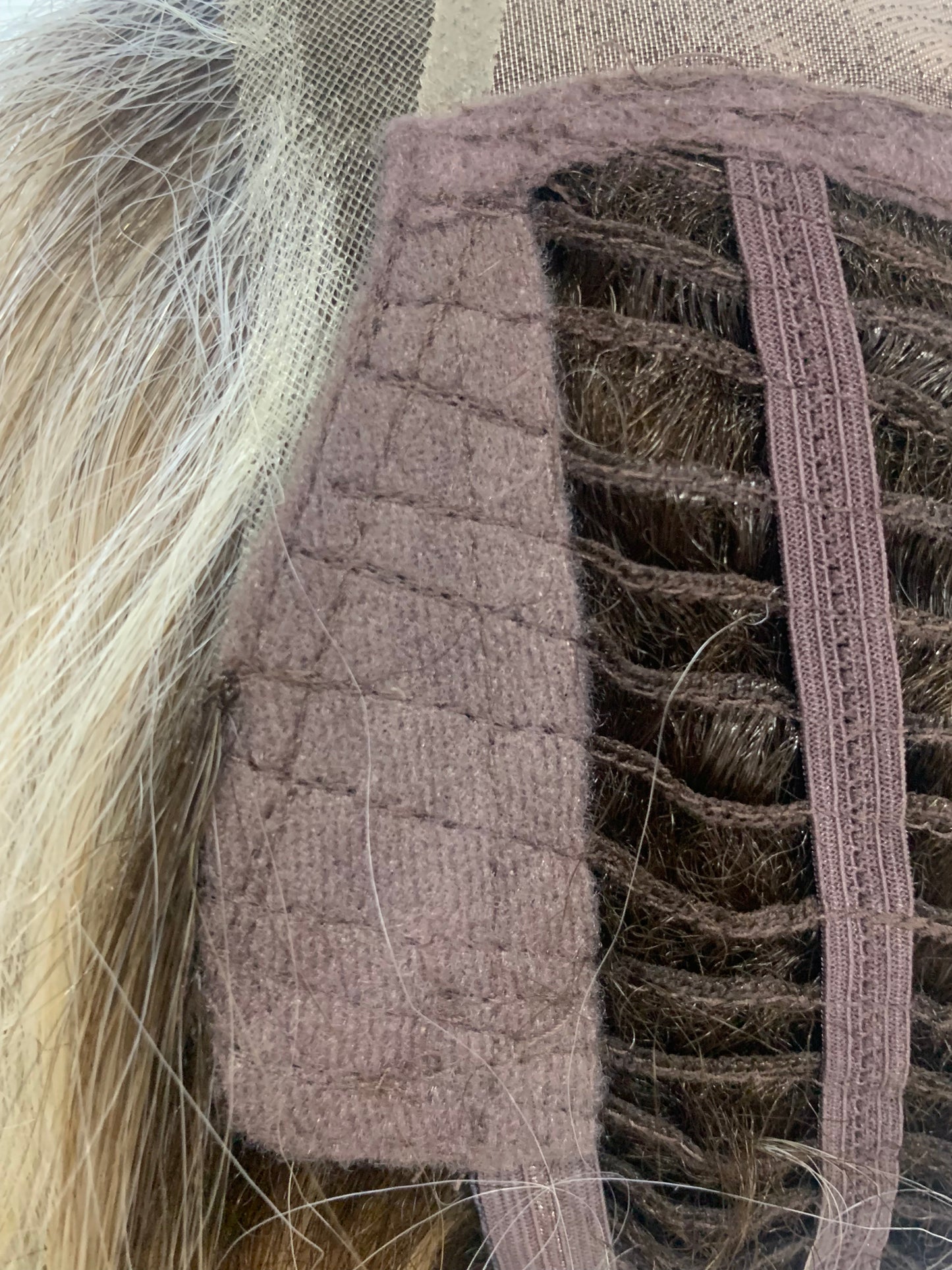 SKIRUEDAWIGS Mid Length Wavy Wig | Seamless Lace Front & Mono Top | Glueless Heat-Friendly Synthetic