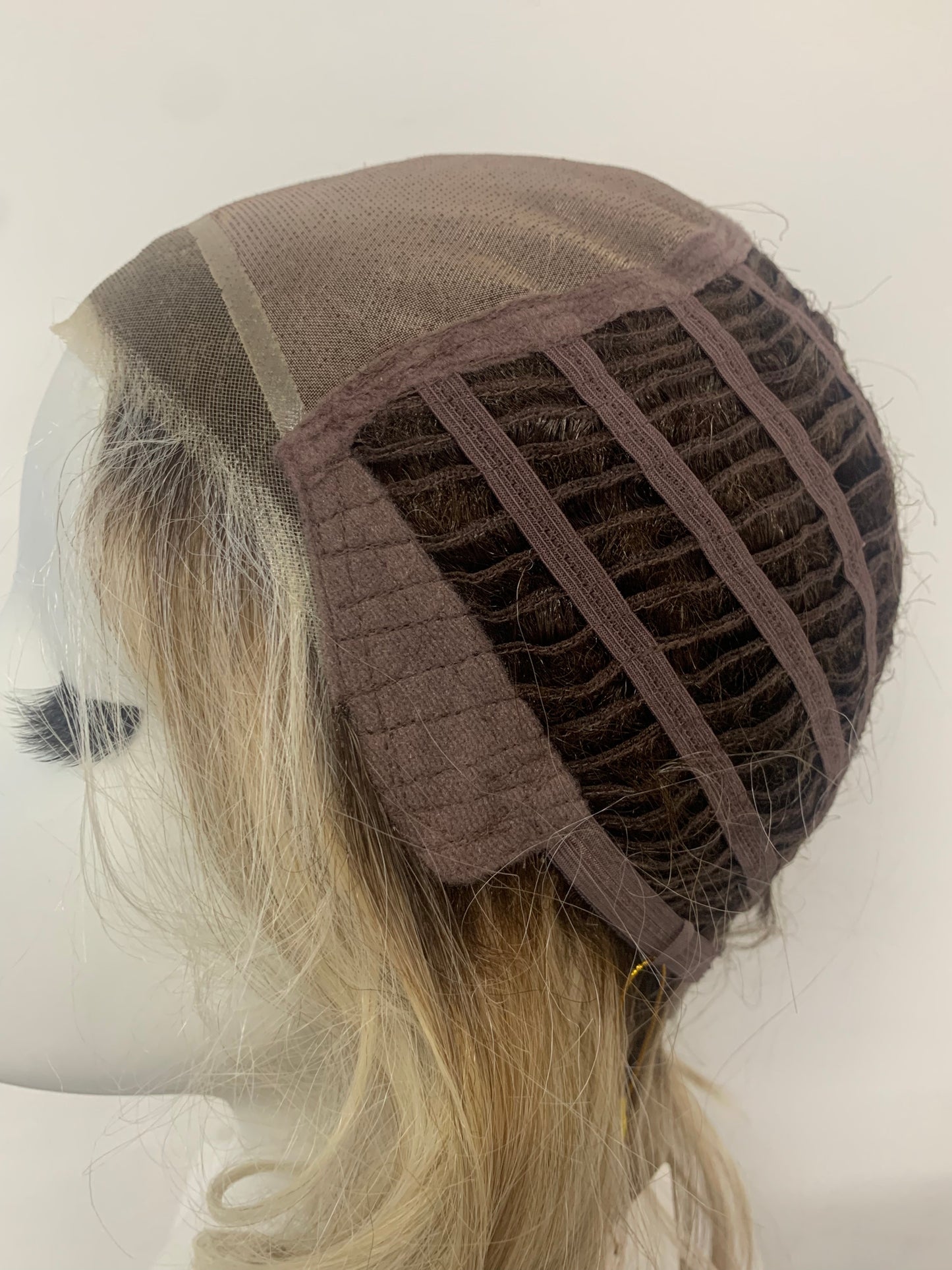 SKIRUEDAWIGS Mid Length Wavy Wig | Seamless Lace Front & Mono Top | Glueless Heat-Friendly Synthetic