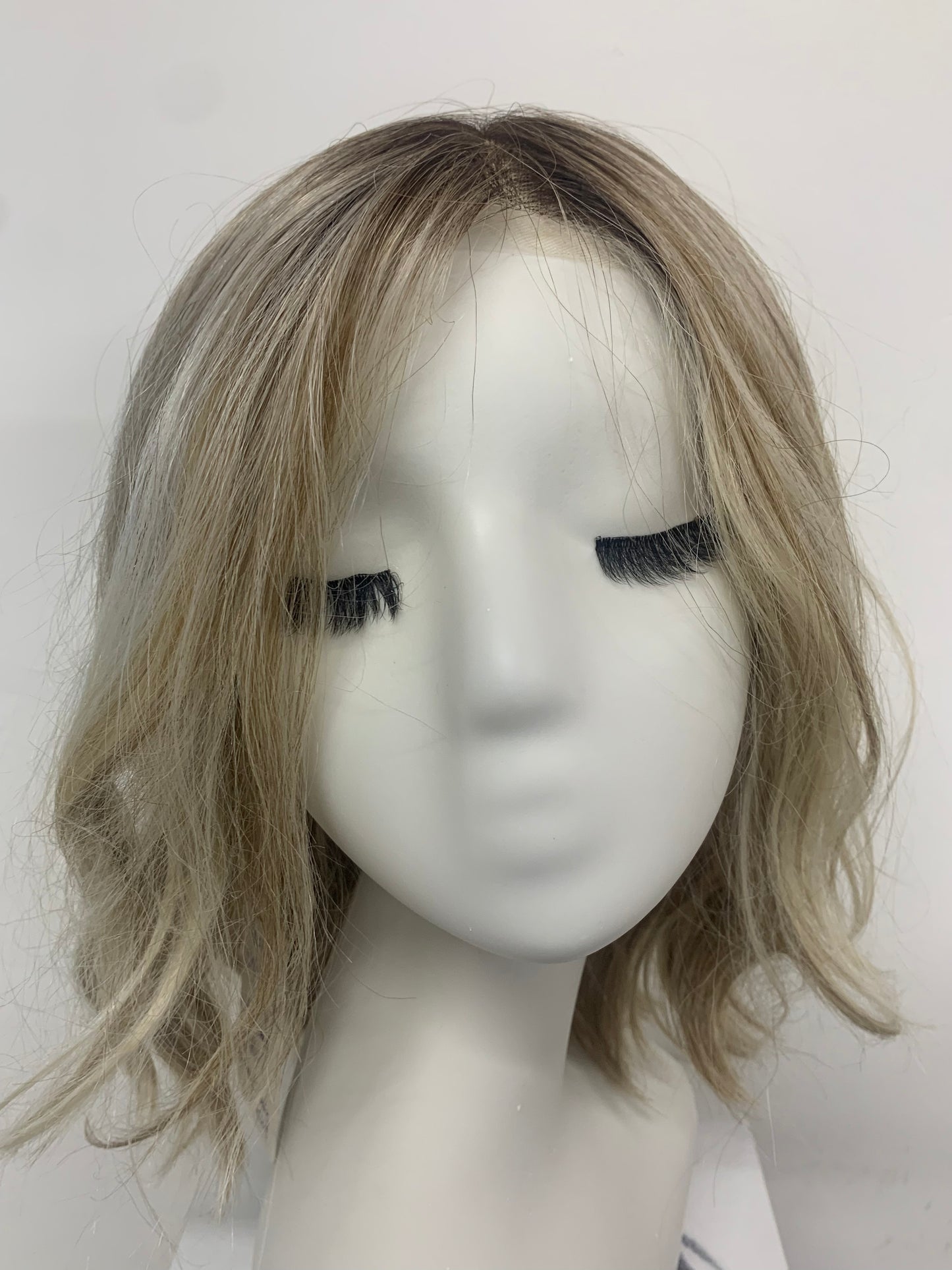 SKIRUEDAWIGS Mid Length Wavy Wig | Seamless Lace Front & Mono Top | Glueless Heat-Friendly Synthetic