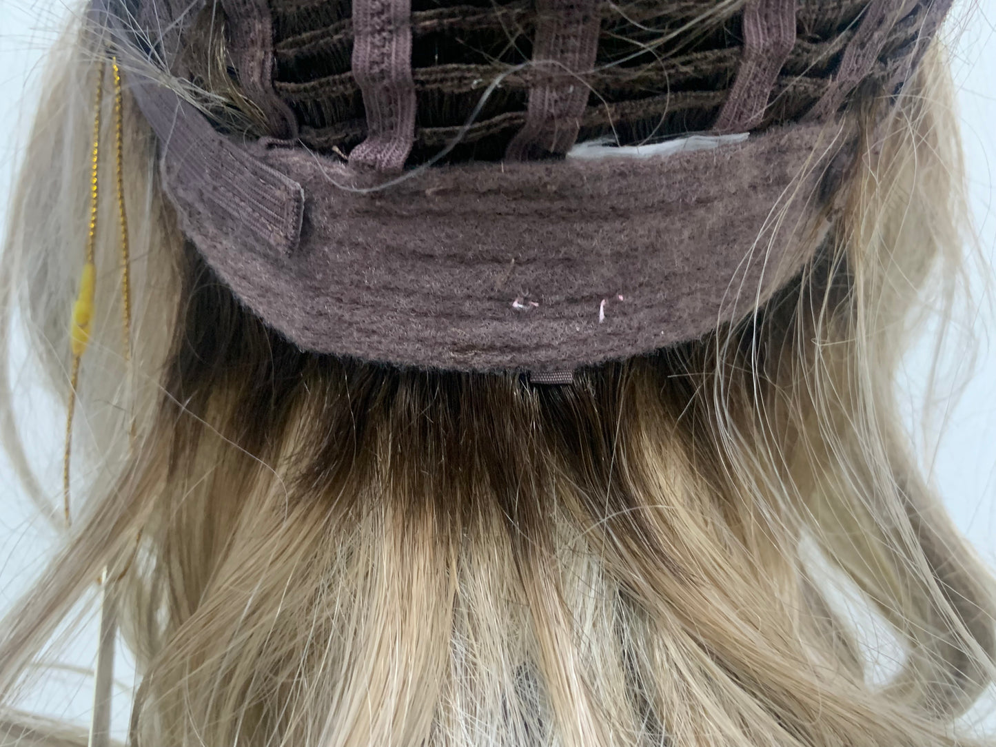 SKIRUEDAWIGS Mid Length Wavy Wig | Seamless Lace Front & Mono Top | Glueless Heat-Friendly Synthetic