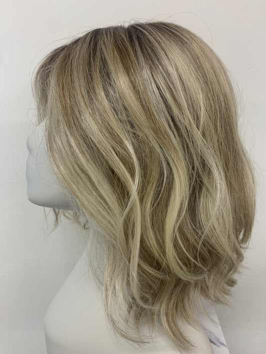 SKIRUEDAWIGS Mid Length Wavy Wig | Seamless Lace Front & Mono Top | Glueless Heat-Friendly Synthetic