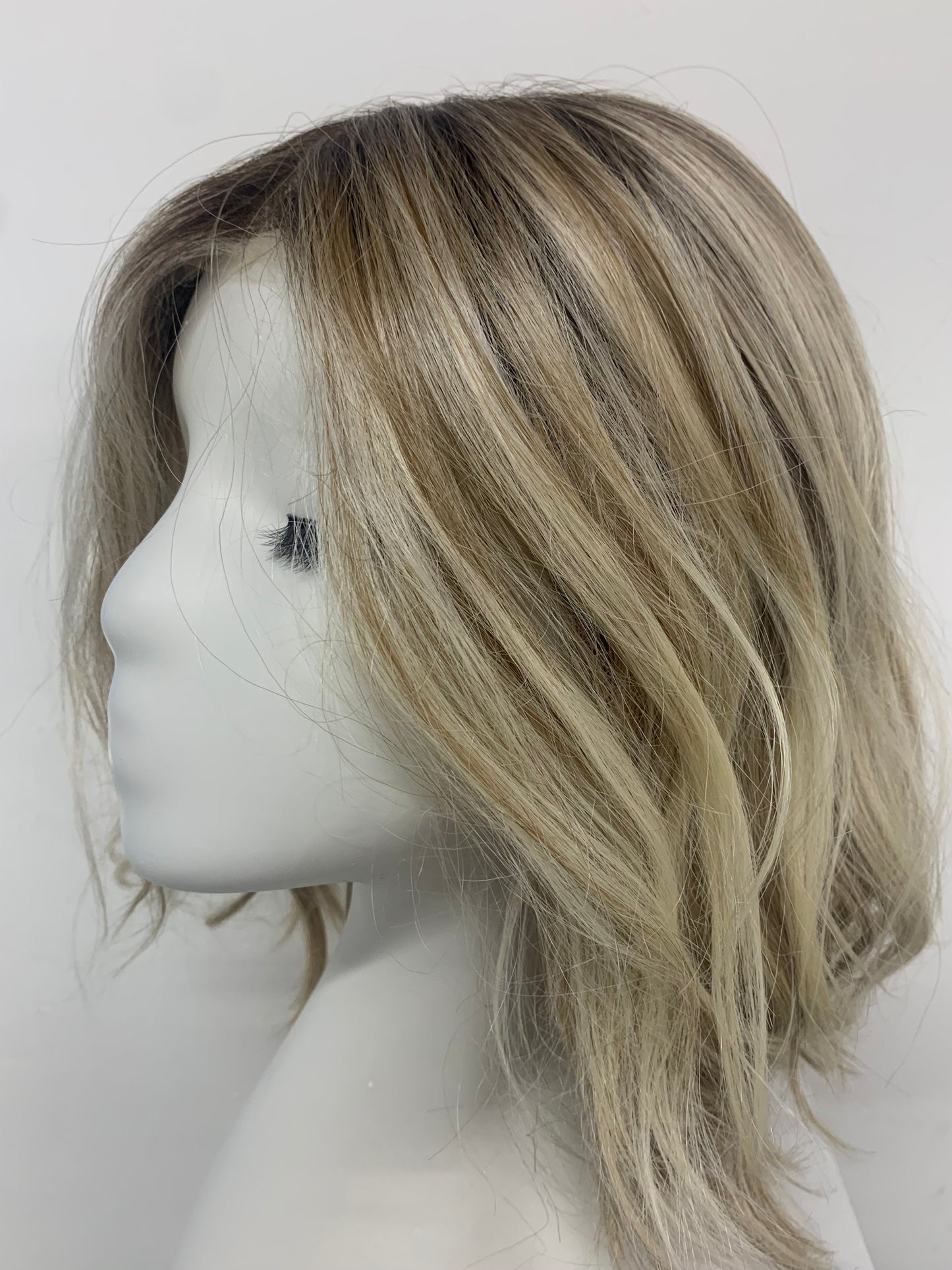 SKIRUEDAWIGS Mid Length Wavy Wig | Seamless Lace Front & Mono Top | Glueless Heat-Friendly Synthetic