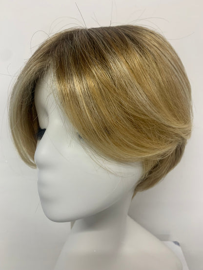 SKIRUEDAWIGS Short Straight Wig | Seamless Lace Front & Mono Top | Glueless Heat-Friendly Synthetic