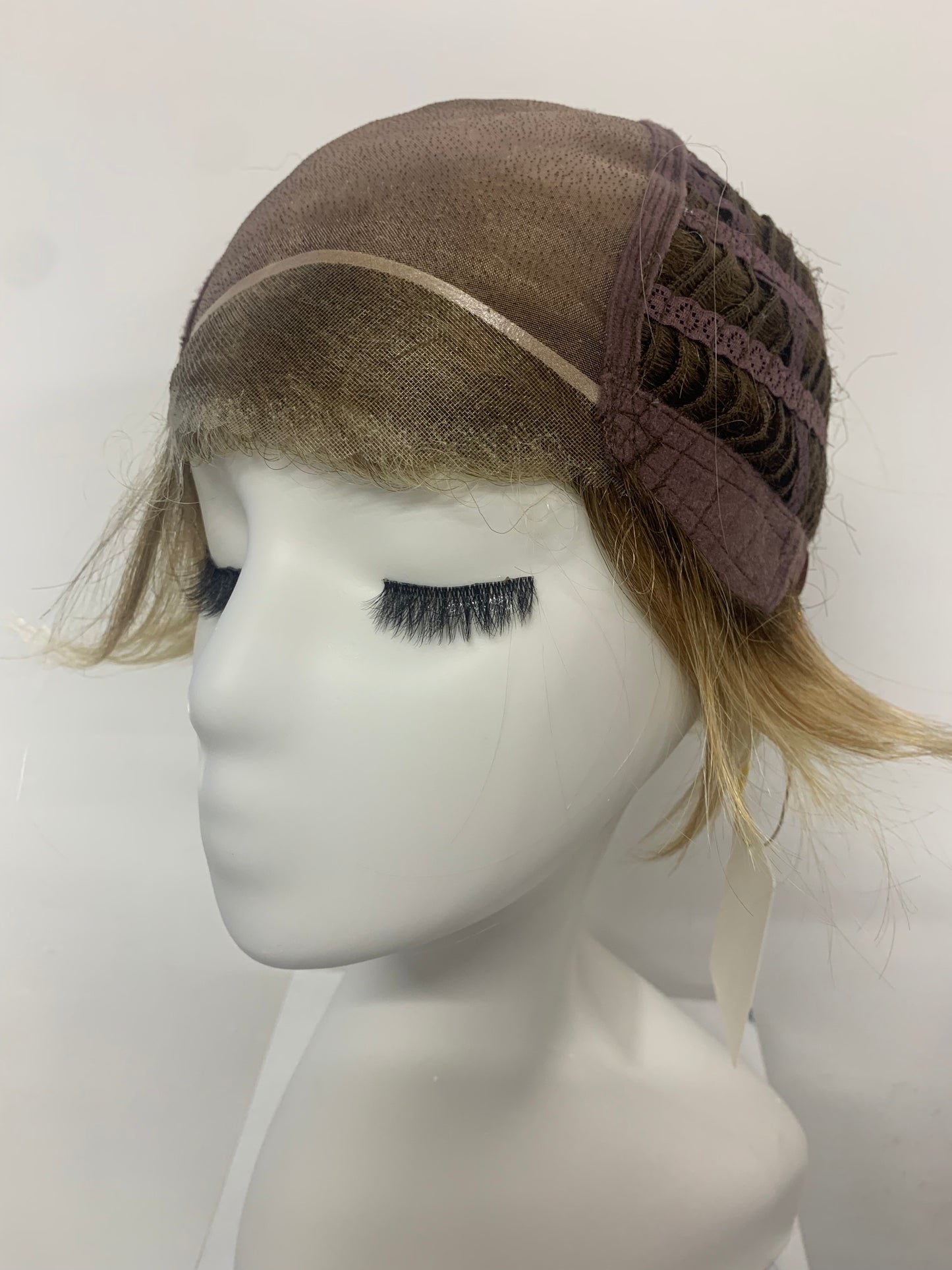 SKIRUEDAWIGS Short Straight Wig | Seamless Lace Front & Mono Top | Glueless Heat-Friendly Synthetic