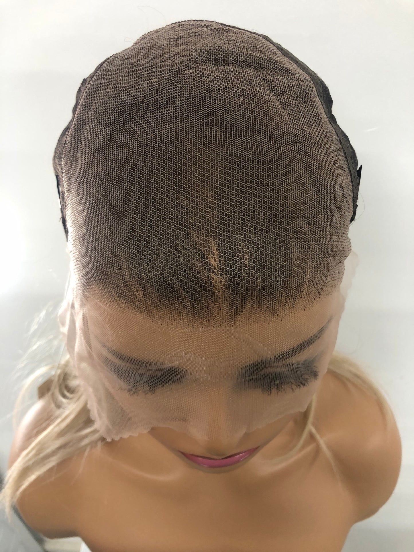 SKIRUEDAWIGS Long Curly Wavy Wig | Seamless Lace Front & Weft Back | Heat-Friendly Synthetic