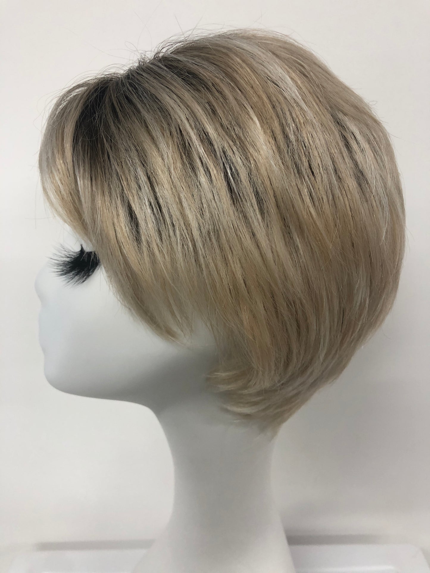SKIRUEDAWIGS Short Straight Wig | Seamless Lace Front & Mono Top | Glueless Heat-Friendly Synthetic