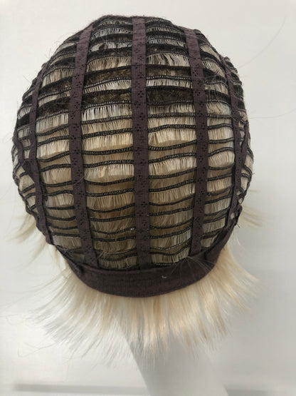 SKIRUEDAWIGS Short Straight Wig | Seamless Lace Front & Mono Top | Glueless Heat-Friendly Synthetic