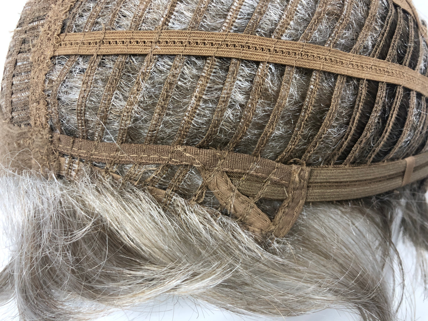 SKIRUEDAWIGS Short Wavy Curly Wig | Ready-to-Wear Machine-Made | Budget-Friendly Everyday Synthetic