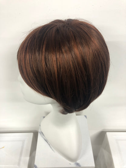 SKIRUEDAWIGS Short Straight Wig | Mono Top Wefted Cap | Glueless Heat-Friendly Synthetic