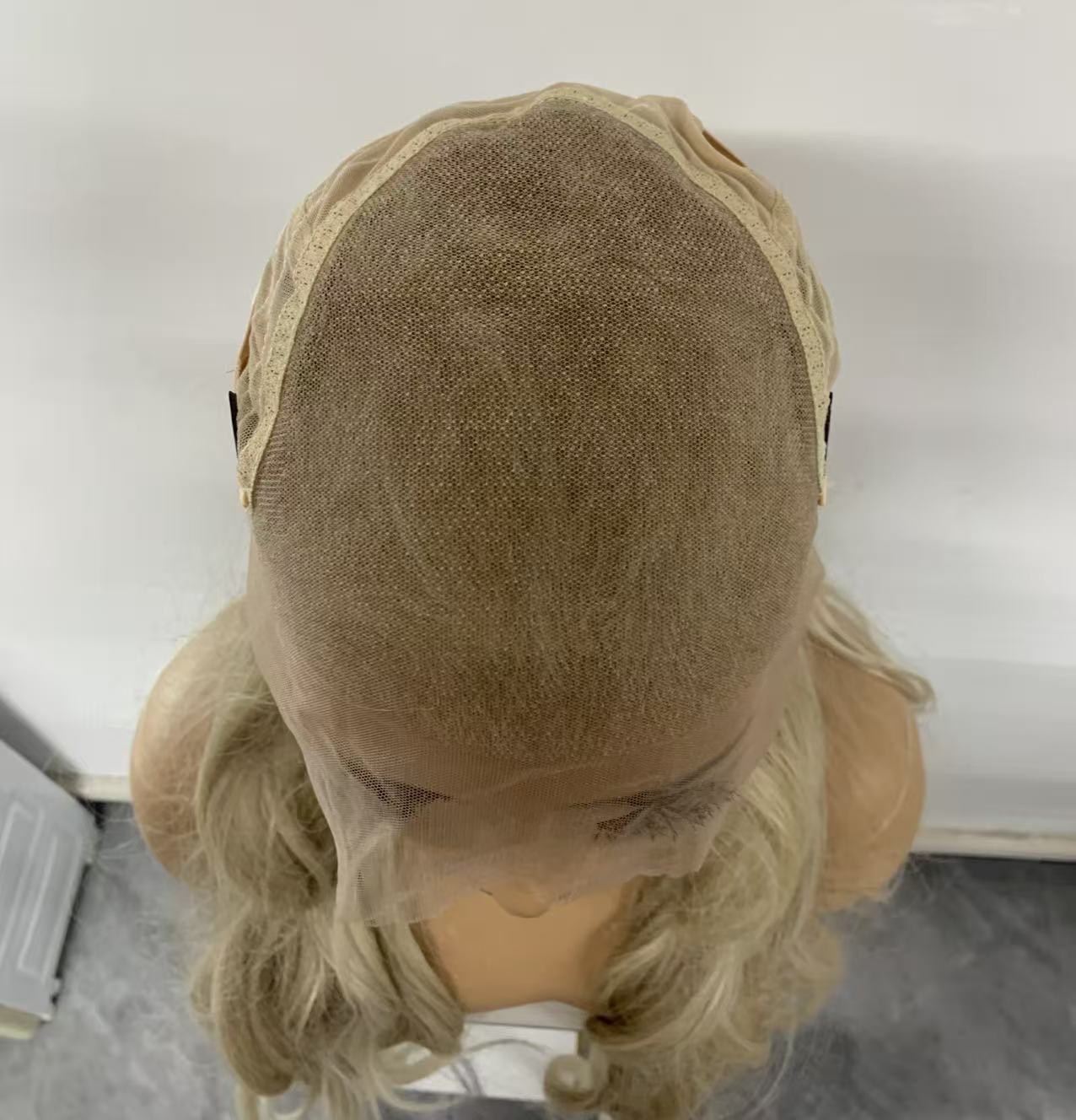 SKIRUEDAWIGS Long Curly Wavy Wig | Seamless Lace Front & Weft Back | Heat-Friendly Synthetic